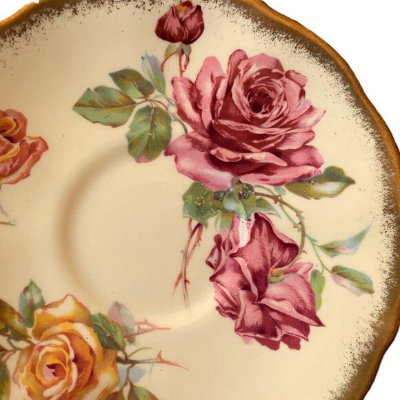 50s English Bone China Cabbage Roses Teacup and Saucer set< Bridgerton style! - Picture 4 of 16